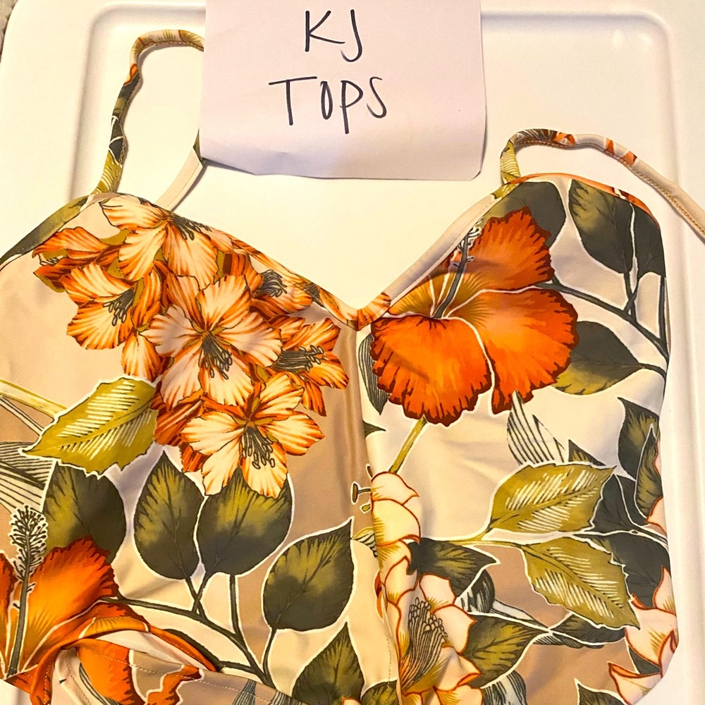 Rare. Tied Up Top Vintage Hawaiian print.